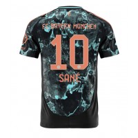 Camisa de time de futebol Bayern Munich Leroy Sane #10 Replicas 2º Equipamento 2024-25 Manga Curta